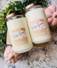 Load image into Gallery viewer, 16 Ounce Holiday Candles